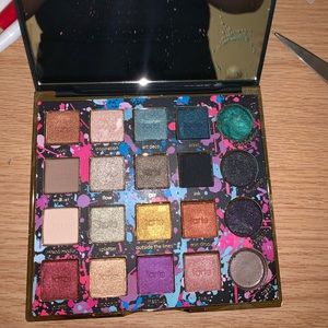 Tarts Remix Pallet 25$